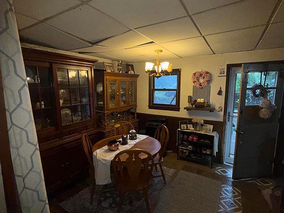 5th image of 503 E Main St