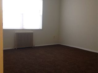 4113 51st St APT 301, Bladensburg, MD 20710