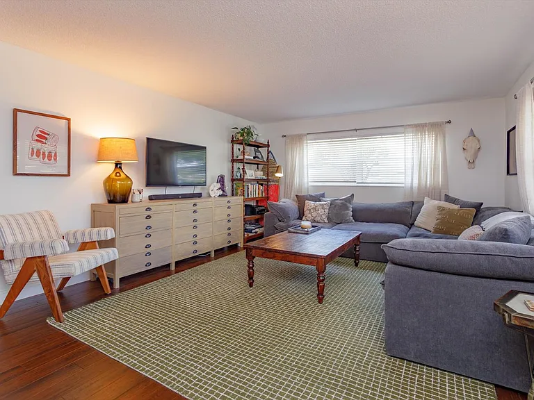 2103 Chippewa Trl — Photo 4
