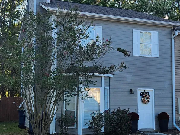 1637 King James Dr, Alabaster, AL 35007