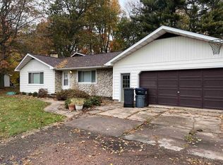 7944 Yellowstone Dr, Hewitt, WI 54441