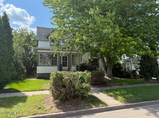 119 N Washington St, Aberdeen, SD 57401