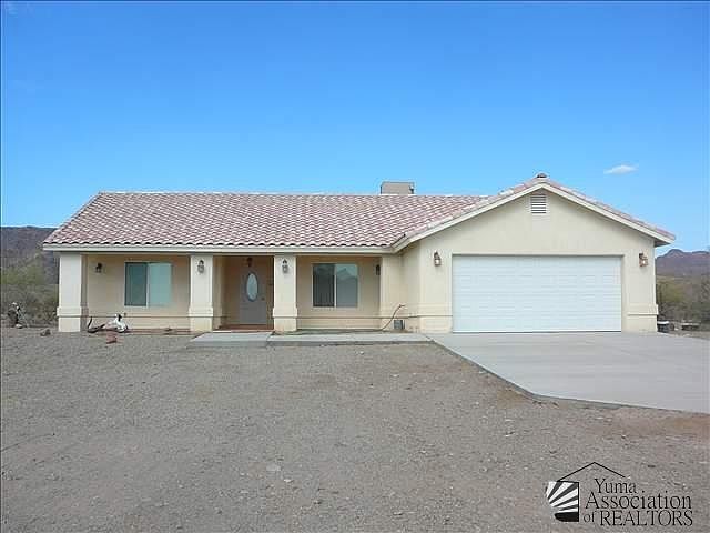1st image of 18555 E County Road 4 St #4