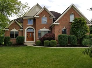 4717 Canterbury Cir, Delaware, OH 43015