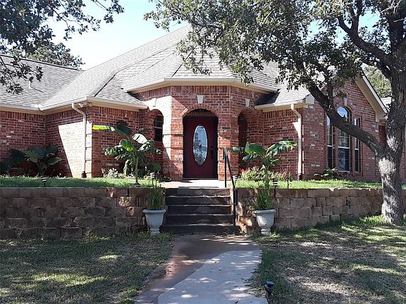 2nd image of 131 Nocona Dr