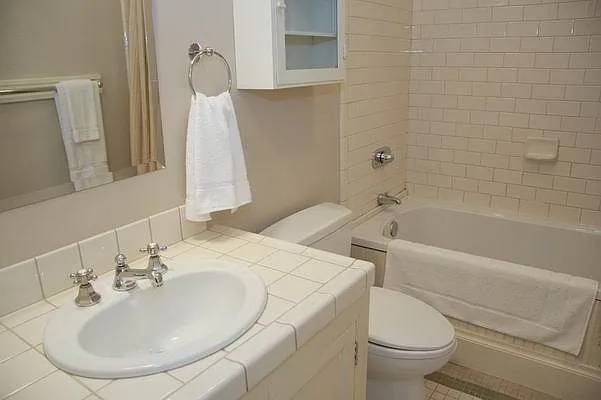 325 S Reeves Ter — Photo 11