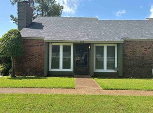 2118 Seven Oaks Dr, Memphis, TN 38116