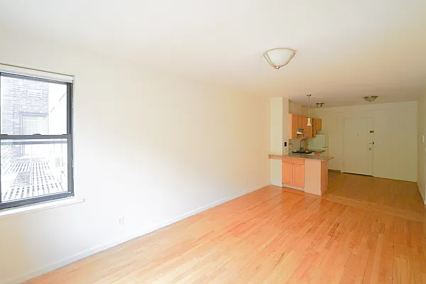 Rented by 620 MGMT | media 11