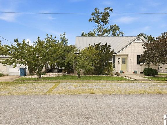 2nd image of 431 Wyatt Ave