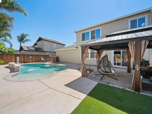 2350 Winchester Loop, Discovery Bay, CA 94505