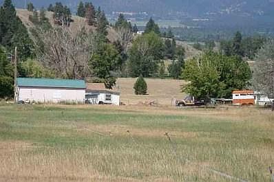 3rd image of 678 Willoughby Ln