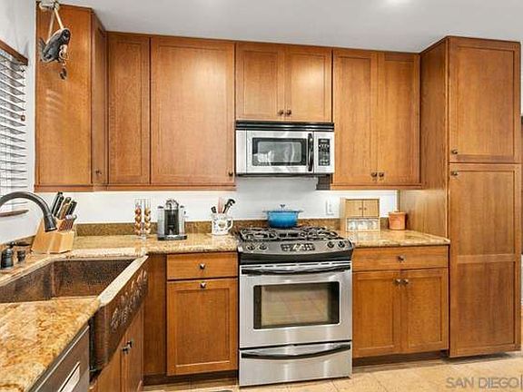 4th image of 4136 Campus Ave APT 1