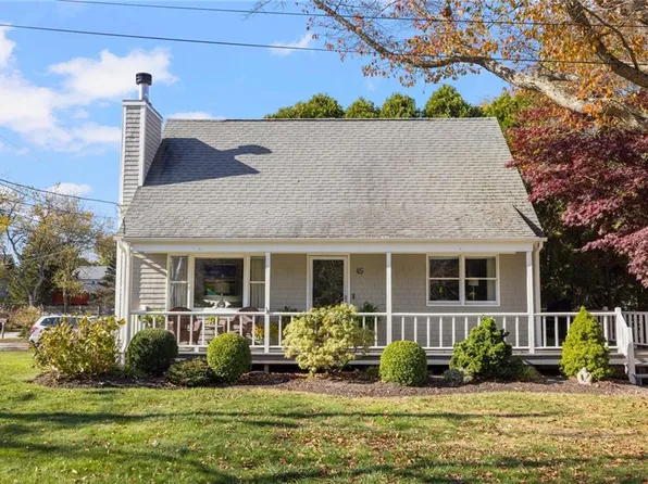45 Beach Ave, Jamestown, RI 02835