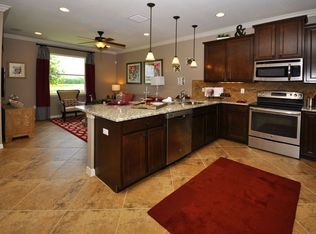 26933 Juniper Bay Dr, Zephyrhills, FL 33544