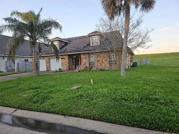 3028 Palm Vista Dr, Kenner, LA 70065
