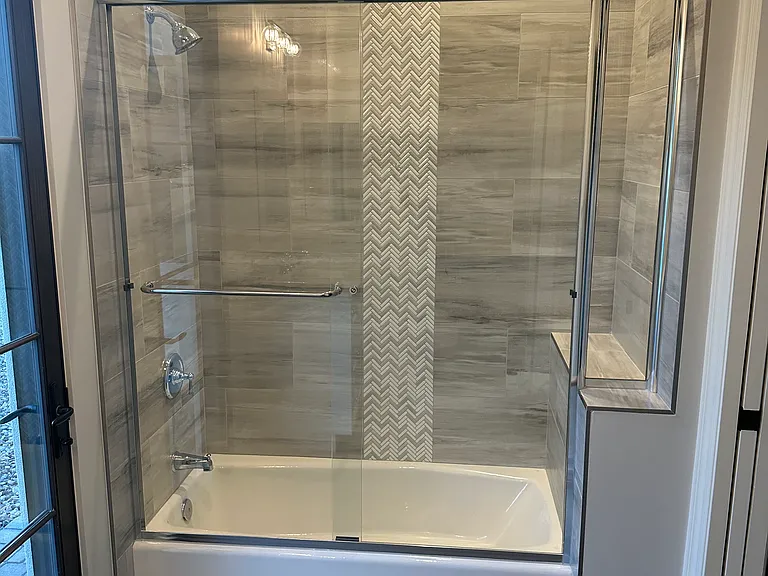 Aux bedroom bathroom