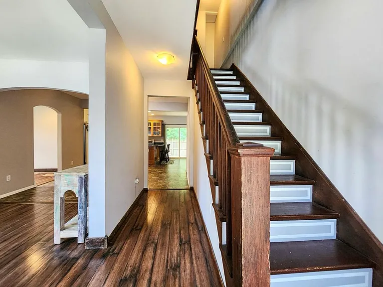 44 Washburn St — Photo 3