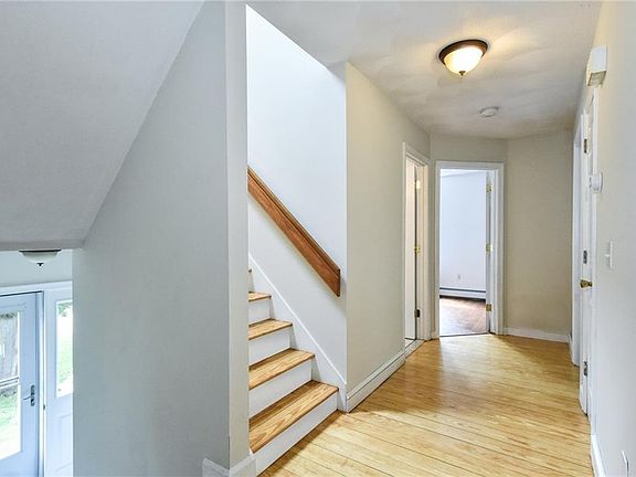 4th image of 101 Weavers Rd