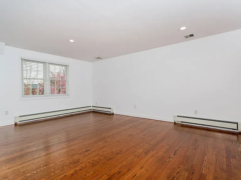 302 Sound Beach Ave — Photo 15