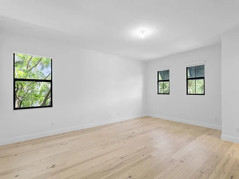 5603 Delacroix Ter — Photo 29