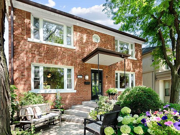 3rd image of 327 Bessborough Dr