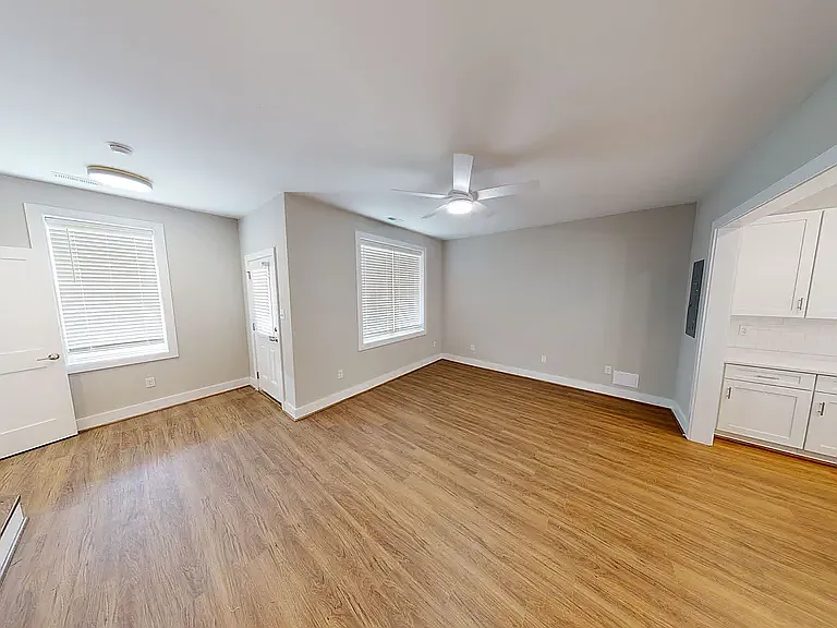 3307 Cutshaw Ave #D — Photo 11