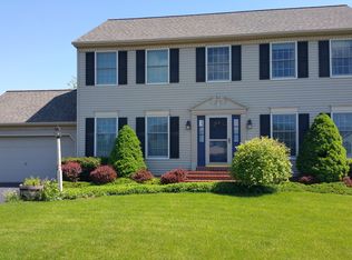 1438 E Maple St, Palmyra, PA 17078