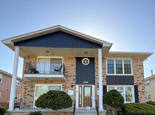 4508 Elm Ave APT D, Brookfield, IL 60513