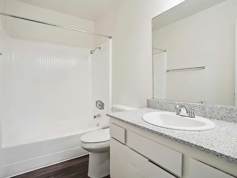 Belinda Apartment Homes — Photo 24