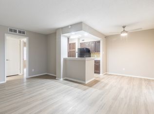 2204 Ridgmar Plz APT 3, Fort Worth, TX 76116