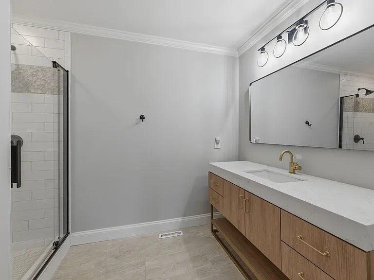 9748 Concord Pass — Photo 23