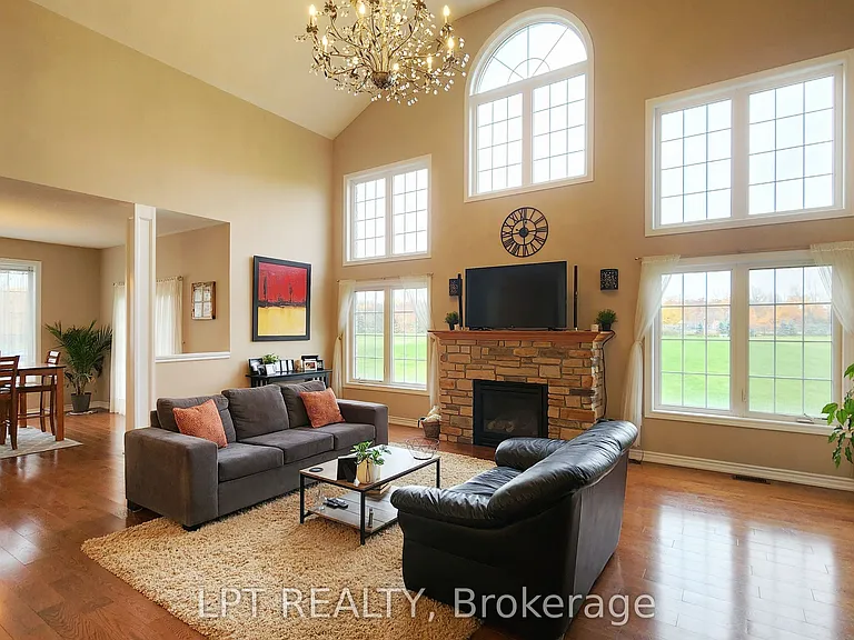 12 Plowright Rd #LEASE — Photo 8