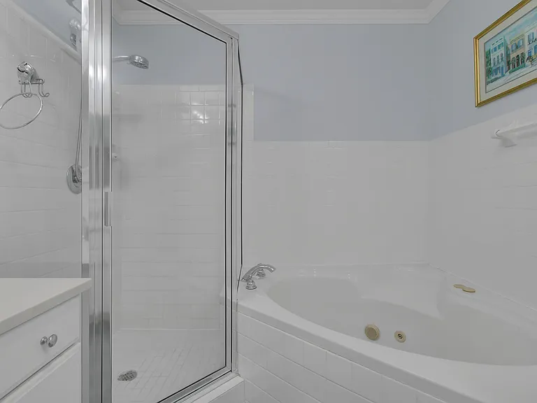 7 Yacht Harbor Ct — Photo 14