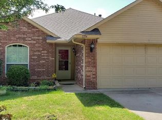 2704 Queenston Ave, Norman, OK 73071