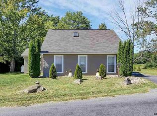 298 Belmont Rd, Gettysburg, PA 17325