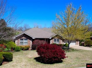1605 Inverness Dr, Mountain Home, AR 72653