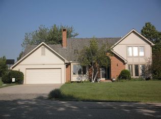 24 Braid Hill Dr, Winfield, KS 67156