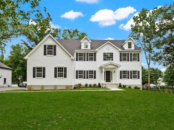 215 Kresson Gibbsboro Rd, Voorhees, NJ 08043