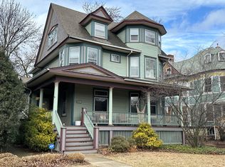 321 S East Ave, Oak Park, IL 60302