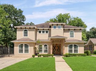 2012 Forest Hill Blvd, Houston, TX 77023