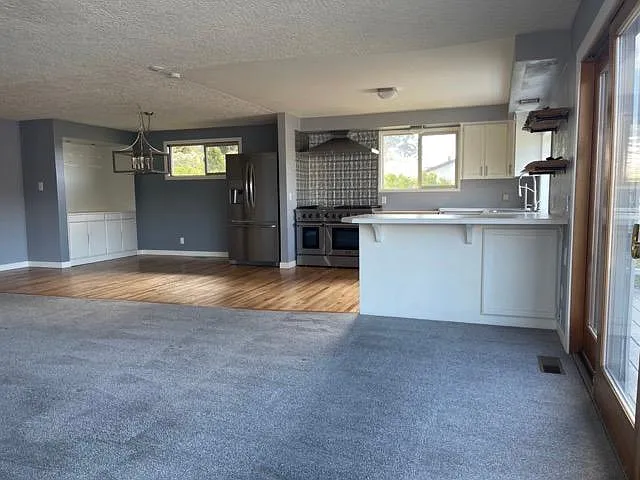 740 Berg Ct NW — Photo 12