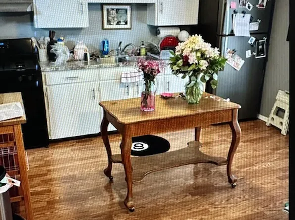 201 S West St #2, Stillwater, OK 74074