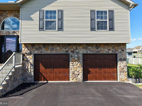 4th image of 913 Shanks Church Rd