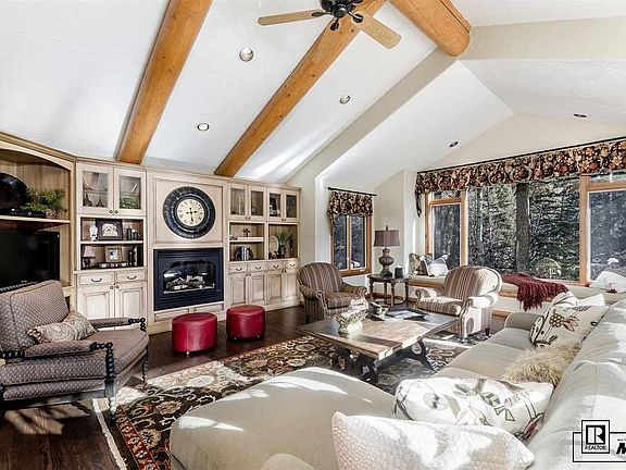 5th image of 669 Meadowbrook Cir