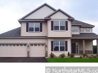 1873 Foothill Trl S, Shakopee, MN 55379