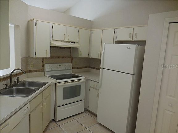 4th image of 1442 N Orion Cir