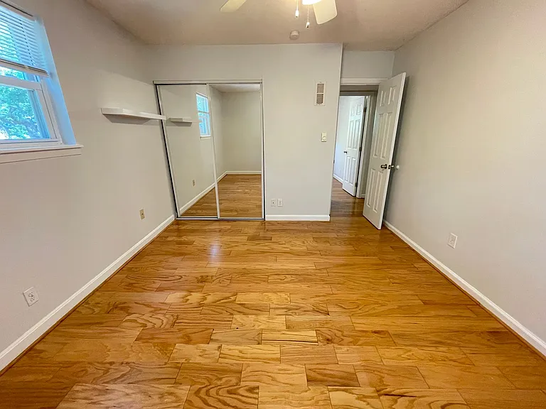 103 Sue Ann Ct #B — Photo 25