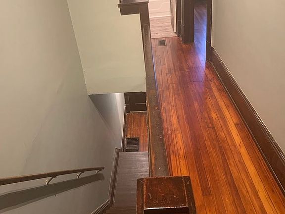 5th image of 4309 Clinton Ave