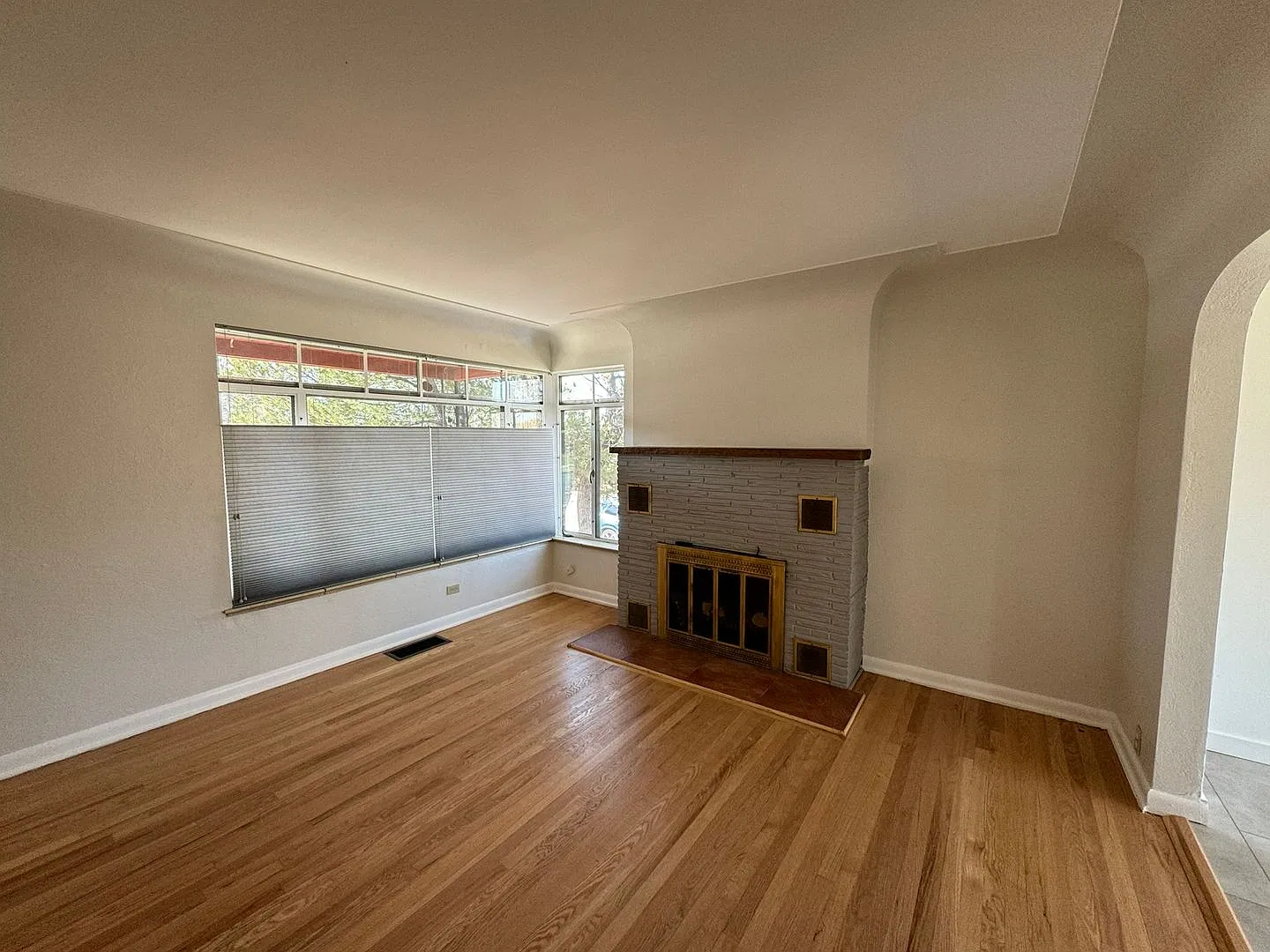 4 Bedroom Home with Large Yard and Finished Basement Near Regis University — Photo 3