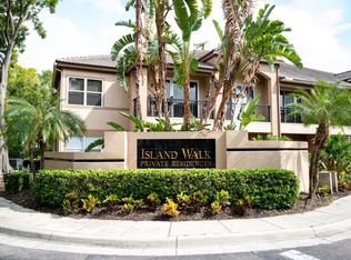 1008 Normandy Trace Rd, Tampa, FL 33602